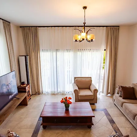 Luxurious Beckham By Holidaykeys Villa Kyrenia (Northern Cyprus)