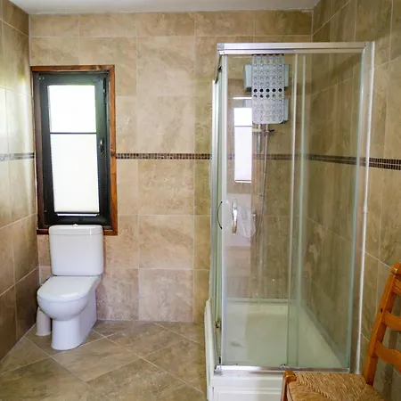 Luxurious Beckham By Holidaykeys Villa
