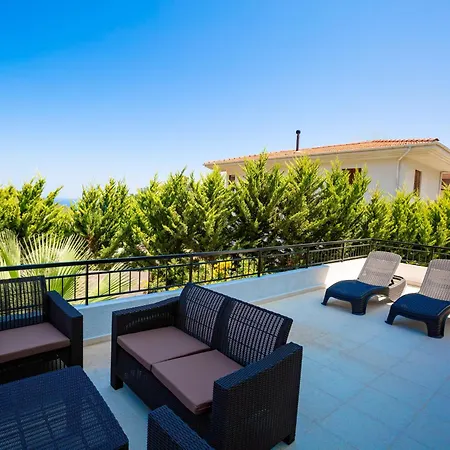 Luxurious Beckham By Holidaykeys Villa *